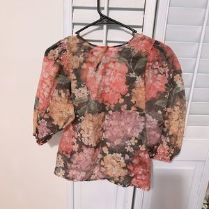 Puff-sleeved blouse H&M
